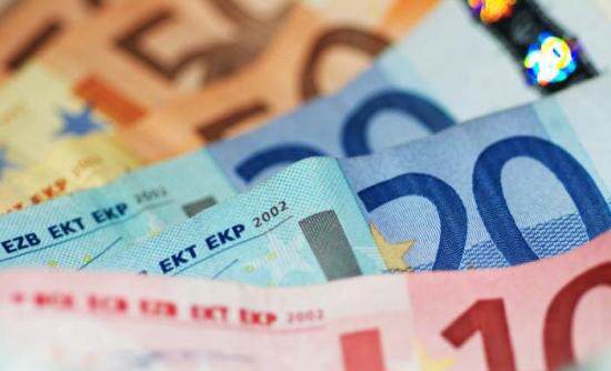Στα 654 ευρώ ο κατώτατος μισθός με έμμεση αύξηση