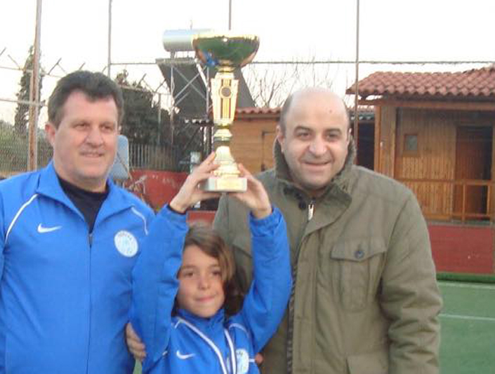 Couros FC: Κούπα και ο μικρός Χάρης Σεφερλής
