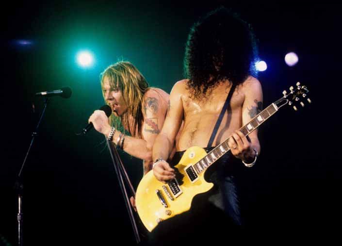 Οι Guns N’ Roses – με Axl Rose και Slash – ξανά στην σκηνή τον Απρίλιο