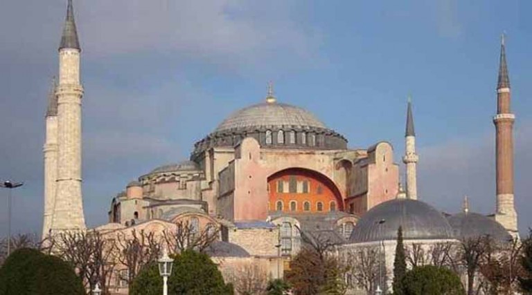 Ευθύμιος Λέκκας: «Κινδυνεύει η Αγιά Σοφιά από επικείμενο μεγάλο σεισμό στην Κωνσταντινούπολη»