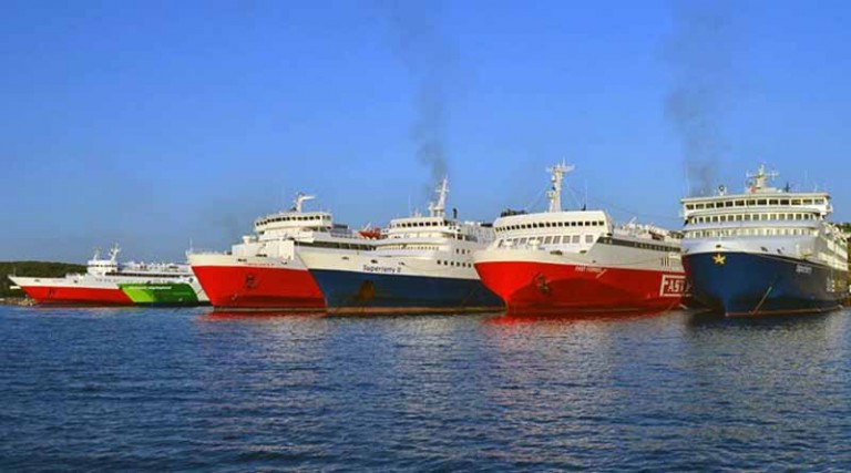 Μετά τη Ραφήνα! «Ναυμαχία» Golden Star Ferries (Στεφάνου) και της Sea Jet (Ηλιόπουλου) στο Αιγαίο