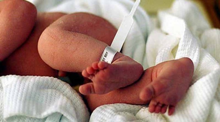Υπόθεση εμπορίας βρεφών στα Χανιά: Ολοκληρώθηκαν οι γεννήσεις παρένθετων μητέρων στο Νοσοκομείο Χανίων