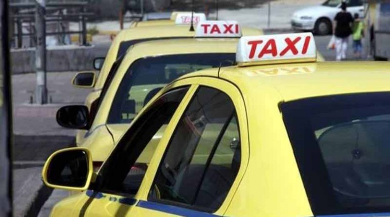 Τέλος στις… άναρχες πιάτσες ταξί – Τι αλλάζει