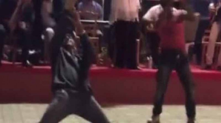 Το break dance με κλαρίνο σε πανηγύρι που έγινε viral (βίντεο)