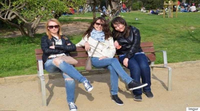 Η φωτογραφία με τις τρεις γυναίκες που έγινε viral