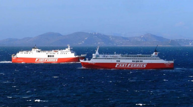Fast Ferries: Το μεγάλο στοίχημα και τα δρομολόγια από το λιμάνι της Ραφήνας