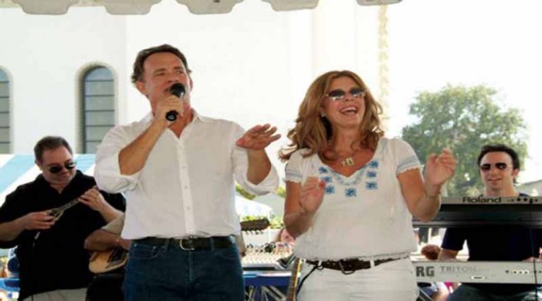 Γιατί η σύζυγος του Tom Hanks, Rita Wilson ήρθε στην Ελλάδα;
