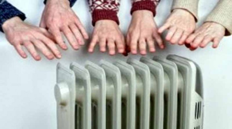 Επίδομα θέρμανσης: Πρόβλημα με τις αιτήσεις λόγω… ταχυδρομικού κώδικα (βίντεο)