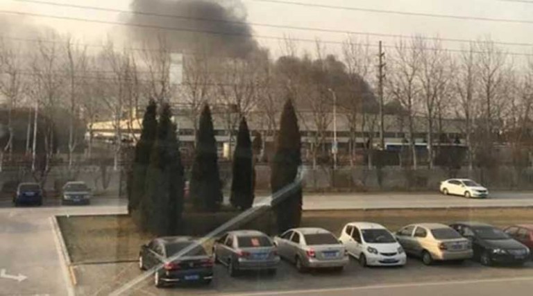 Φωτιά ξέσπασε σε εργοστάσιο μπαταριών της Samsung