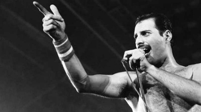 28 χρόνια μετά, τι δεν ξέρουμε για τον Freddie Mercury