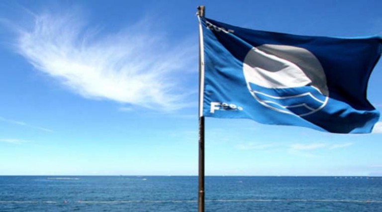Οι 545 ελληνικές παραλίες με «Γαλάζια Σημαία» με ένα κλικ στο «Visit Greece App»