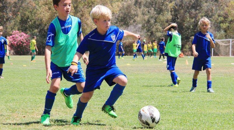 ΑΟ Βουλιαγμένης: Θερινές ακαδημίες ποδοσφαίρου για παιδιά 7-12 ετών