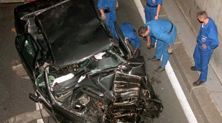 Ποιος σκότωσε τη Lady Diana μετά το τροχαίο ενώ ήταν ακόμη ζωντανή στα συντρίμμια του αυτοκινήτου;