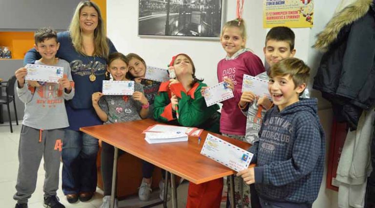Hello Rafinas: Τα παιδιά έστειλαν γράμμα στον Αι Βασίλη (φωτό)