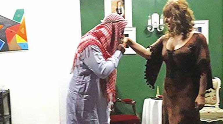 Mαρίτα Ρίτζι: Σαουδάραβας ερωτεύτηκε την “ραφηνιώτισα” ηθοποιό και ήρθε στο θέατρο να την δει