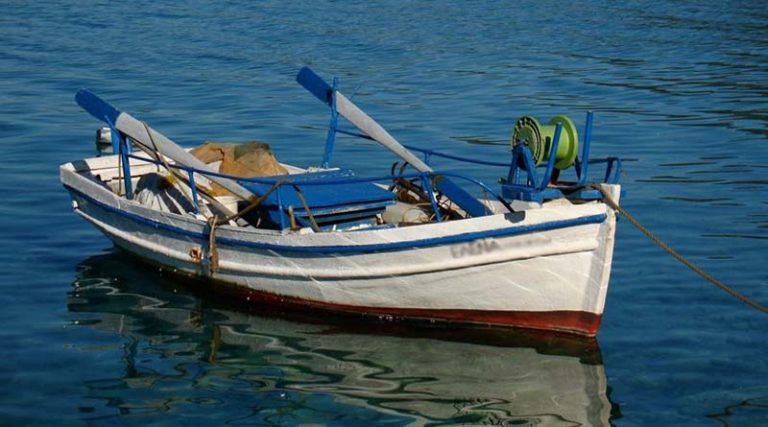 Συναγερμός για ψαρά που αγνοείται στη λίμνη Βεγορίτιδα