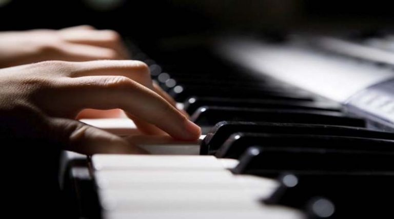 Μαθήματα πιάνου από έμπειρη καθηγήτρια