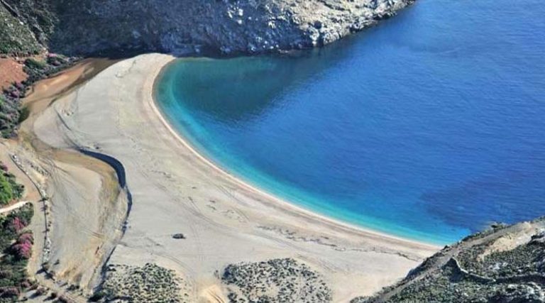 Οι 10 καλύτερες παραλίες της Άνδρου