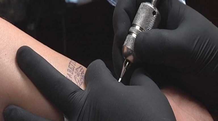 Άσχημα τα νέα για όσους έχουν τατουάζ…