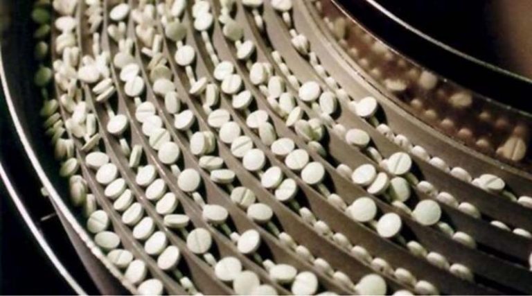 Νέο χάπι από την Pfizer υπόσχεται θεραπεία από τον κορονοϊό