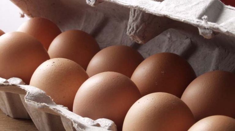 Γιατί δεν πρέπει να μαγειρεύουμε τα αυγά απευθείας από το ψυγείο