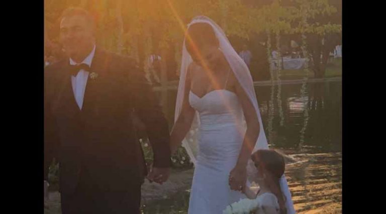 Μπόσνιακ – Ρέμος: Νέες αδημοσίευτες φωτογραφίες από το γάμο της χρονιάς