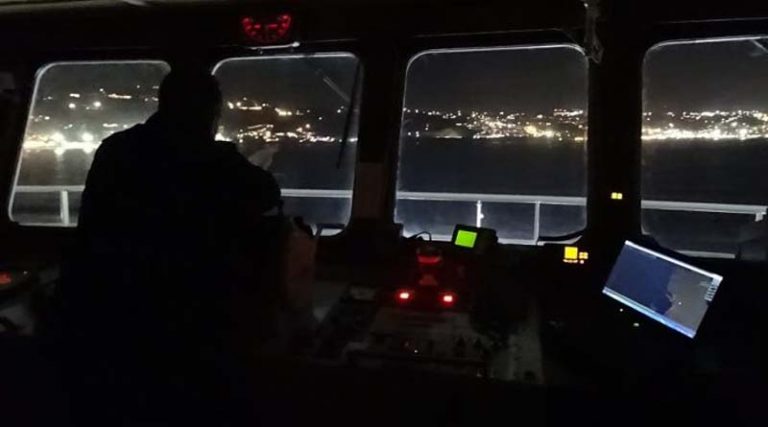 Σύρος: Η Μανούβρα του Καπετάνιου που κοίταξε κατάματα το σαρωτικό πέρασμα του κυκλώνα «Ζορμπά» (video)