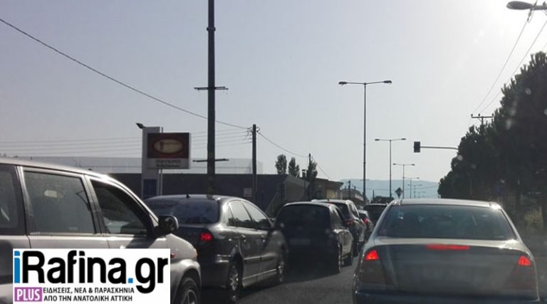 Πικέρμι: Συνεχίζεται η ταλαιπωρία για τους οδηγούς στη Λ. Μαραθώνος – Ουρές μέχρι τη Ραφήνα