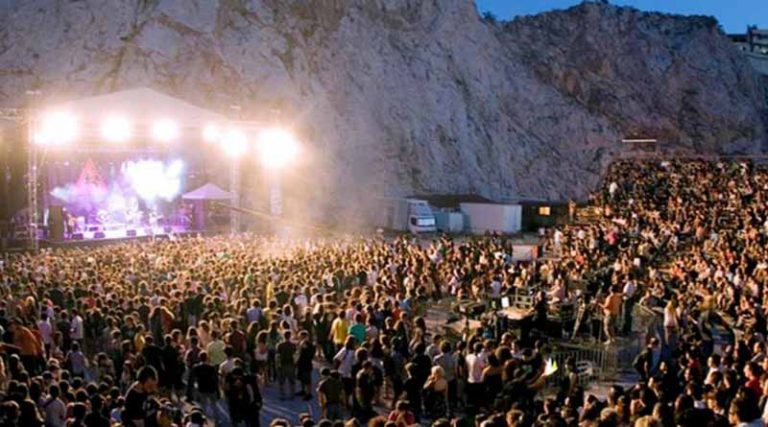 Φεστιβάλ Στη Σκιά των Βράχων: Τι θα δούμε μέχρι 22 Σεπτεμβρίου