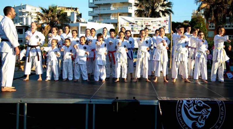 “Καλή σχολική χρονιά” από την Ακαδημία Shotokan Karate Ραφήνας