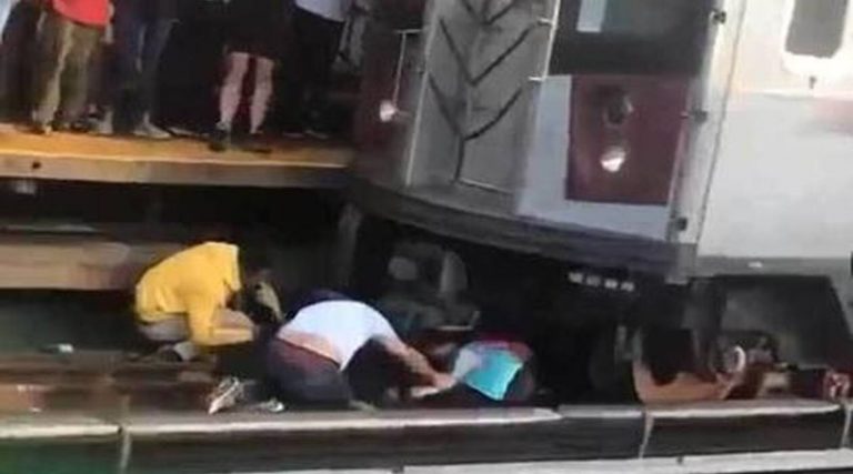 Τραγωδία στο Μετρό: Νεκρός 45χρονος πατέρας – Πήδηξε στις γραμμές μαζί με την κόρη του