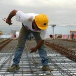 Επιθεώρηση Εργασίας: Πρόστιμα 452.000 ευρώ και «μπλόκο» σε δεκάδες οικοδομές και εργοτάξια