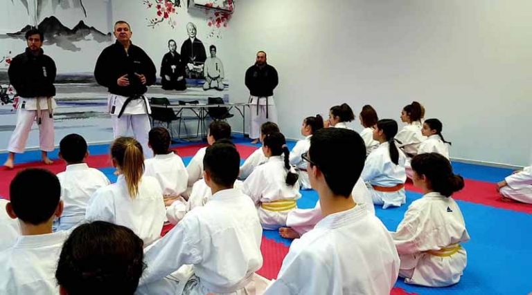 Ακαδημία Shotokan Karate Ραφήνας: Εξαιρετικές εμφανίσεις στην Α΄ εξεταστική (φωτό)