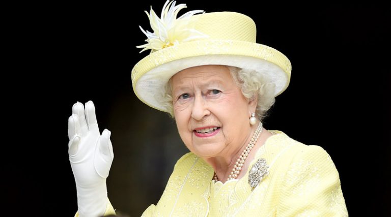Βασίλισσα Ελισάβετ: «Το Πάσχα δεν ακυρώνεται»