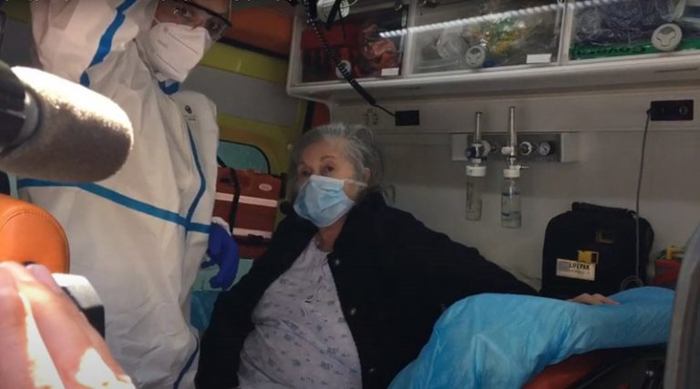Κορονοϊός: Συναγερμός σε ιδιωτική κλινική – Πάνω από 70 κρούσματα (βίντεο)