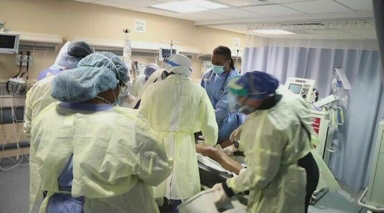 Νοσοκομείο Ιπποκράτειο: «Όλοι μαζί σαν οικογένεια, θα δώσουμε τον κοινό αγώνα και θα τα καταφέρουμε»