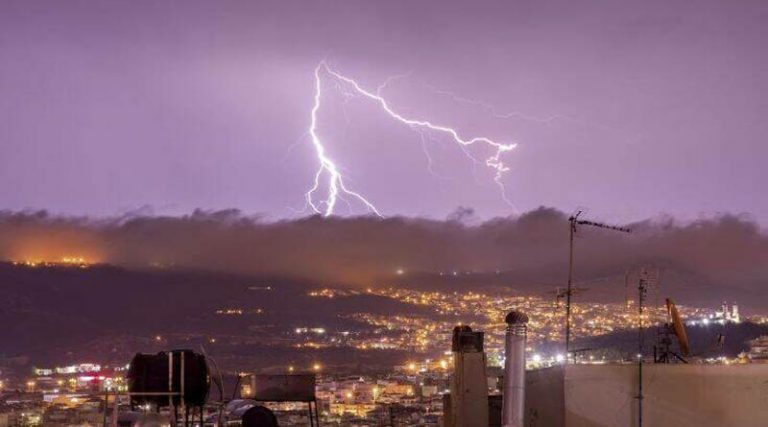 Προβλήματα στις δικτυακές υπηρεσίες του Εθνικού Αστεροσκοπείου Αθηνών από την βραδινή καταιγίδα!
