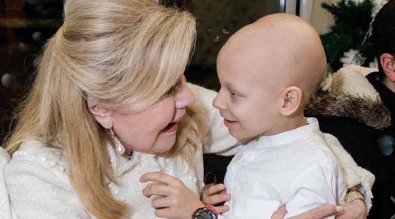 Μαριάννα Βαρδινογιάννη: Η συγκινητική ανάρτηση για τον μικρό Χρήστο που έφυγε από καρκίνο