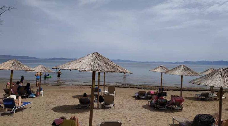 Ραφήνα: Αλλάζουν όψη και οι παραλίες Μαρίκες και Μπλε Λιμανάκι