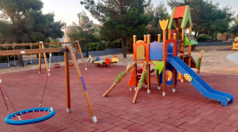 Παλλήνη: Άνοιξαν δέκα, καινούργιες, παιδικές χαρές – Παραδίδονται ακόμα δύο τις επόμενες εβδομάδες