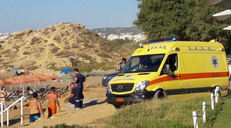 Τι απαντά το ΕΚΑΒ για το περιστατικό θανάτου τουρίστριας σε παραλία της Θάσου