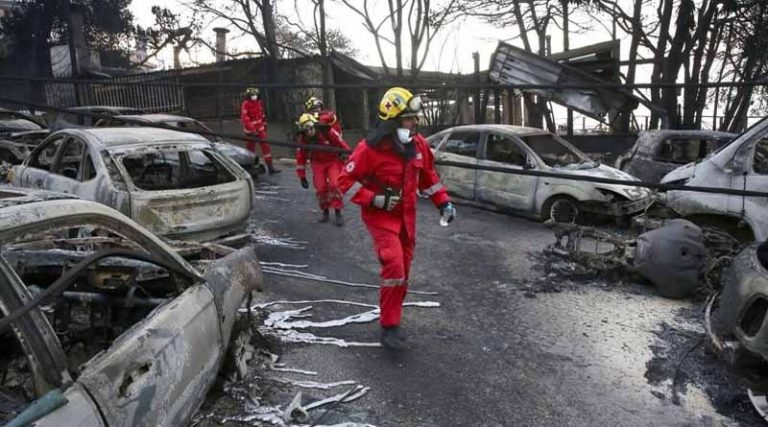 Φωτιά στο Μάτι: Αίτημα κακουργηματικής δίωξης κατά 10 αξιωματούχων Πυροσβεστικής και Πολιτικής Προστασίας
