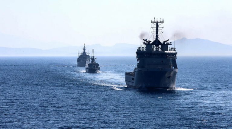 Αυξάνεται ο στόλος στο Αιγαίο μετά την τουρκική Navtex – Ανακαλούνται άδειες