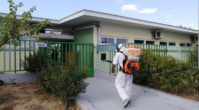 Κορονοϊός – Σχολεία: Πρόταση «βόμβα» να μην ανοίξουν ως το τέλος της χρονιάς γυμνάσια και λύκεια