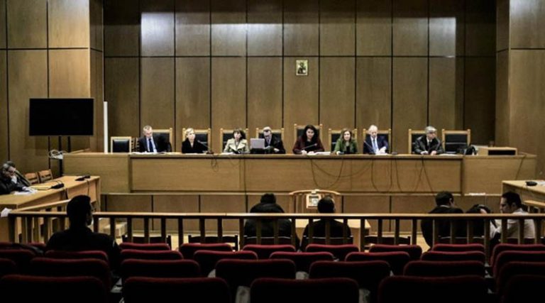 Δίκη Χρυσής Αυγής:  Διεκόπη η συνεδρίαση – Τη Δευτέρα η απόφαση για τα ελαφρυντικά