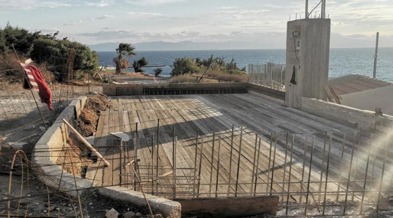 Ολοκληρώνονται τα έργα πεζοδρόμησης πάνω από το λιμάνι της Ραφήνας