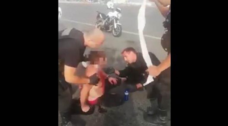 Καρέ – καρέ η στιγμή που αστυνομικοί σώζουν μαχαιρωμένο οδηγό νταλίκας στην εθνική! (συγκλονιστικό βίντεο)
