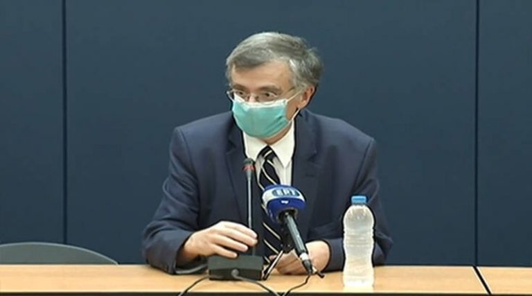 Διευκρινίσεις από το Υπουργείο Υγείας για τη νέα επιτροπή  με πρόεδρο τον Σωτήρη Τσιόδρα