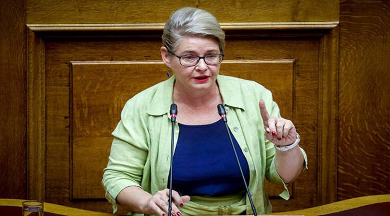 Ποινική δίωξη στην Ελένη Ζαρούλια για τη ψευδή δήλωση προκειμένου να διοριστεί στη Βουλή