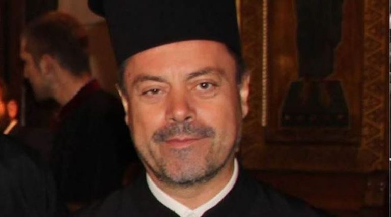Ερωτική αντιζηλία πίσω από την απόπειρα δολοφονίας του Έλληνα ιερέα στη Λυών
